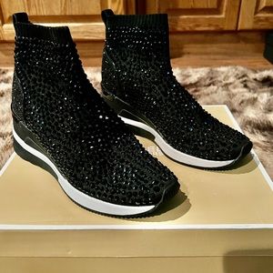 Authentic Michael Kors Skyler Crystal Embellished Knit Sock Sneaker. Size 7.5